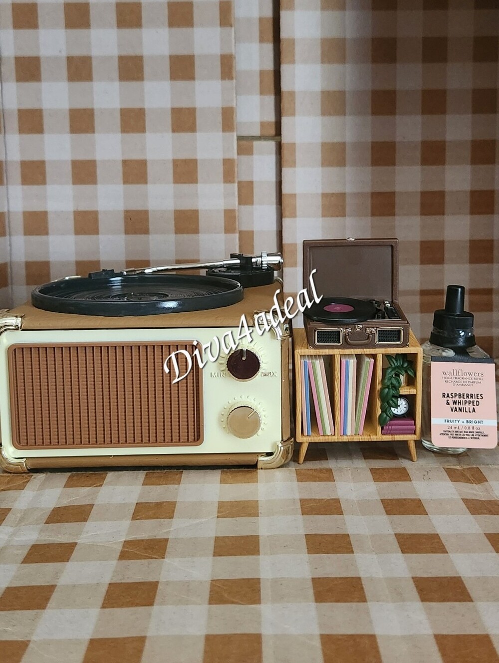 Bath & Body Works RECORD PLAYER Candle Holder & Refill 3PC Bundle